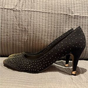 Apt. 9 "Hour Hand" Define Comfort heels size 8